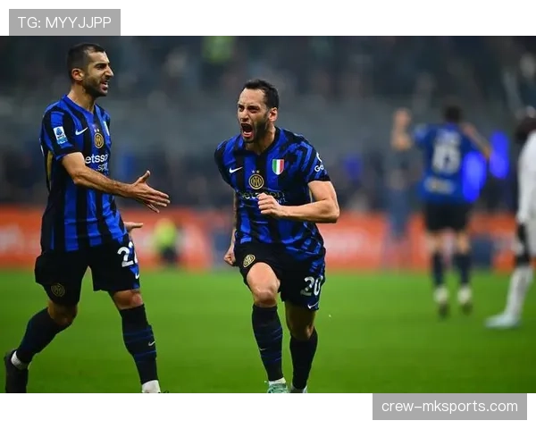 恰尔汗奥卢成长经历